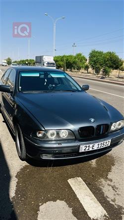 بی ئێم دەبڵیو سیریەس 5